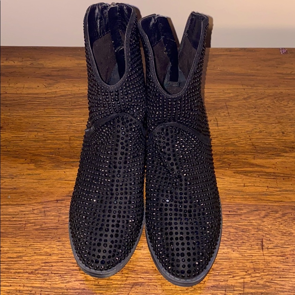 Very G Black Sequin Back Zippered Ankle Boot